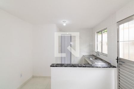 Sala/Cozinha de casa para alugar com 1 quarto, 40m² em Campo Grande, Rio de Janeiro