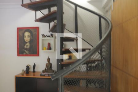 Apartamento à venda com 168m², 3 quartos e 2 vagasEscada