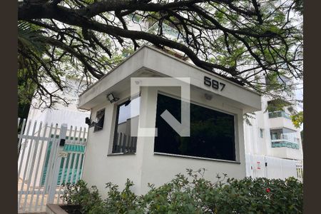 Apartamento à venda com 168m², 3 quartos e 2 vagasFachada