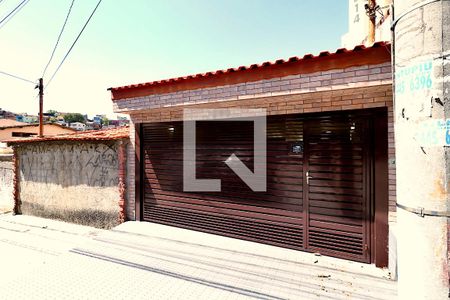 Fachada de casa para alugar com 2 quartos, 125m² em Vila Curuçá, Santo André
