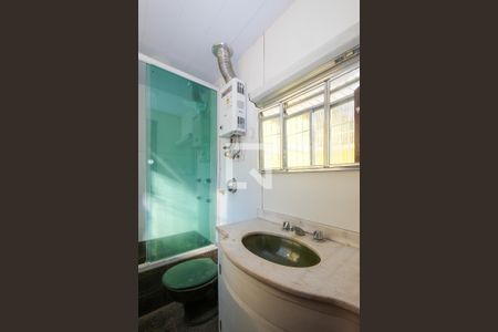 Casa à venda com 210m², 3 quartos e 1 vagaBanheiro da Suíte