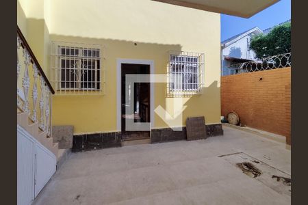 Casa à venda com 210m², 3 quartos e 1 vagaÁrea de Serviço