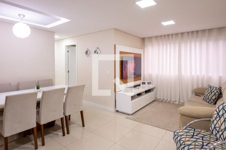 Sala de apartamento à venda com 3 quartos, 62m² em Jardim Santa Emília, São Paulo