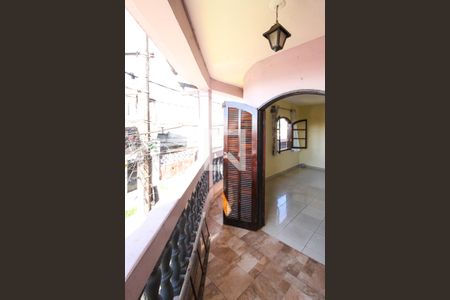 Casa para alugar com 120m², 3 quartos e 2 vagas Casa para alugar com 120m², 3 quartos e 2 vagasVaranda