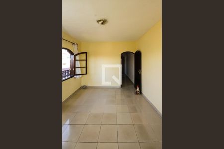 Casa para alugar com 120m², 3 quartos e 2 vagas Casa para alugar com 120m², 3 quartos e 2 vagasQuarto