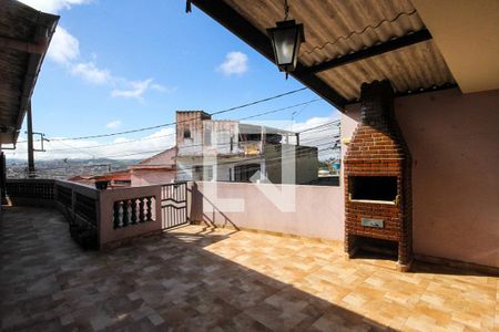 Casa para alugar com 120m², 3 quartos e 2 vagas Casa para alugar com 120m², 3 quartos e 2 vagasQuintal
