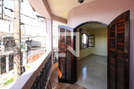 Casa para alugar com 120m², 3 quartos e 2 vagas Casa para alugar com 120m², 3 quartos e 2 vagasVaranda