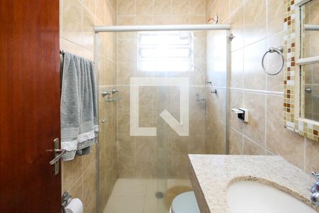 Casa para alugar com 120m², 3 quartos e 2 vagas Casa para alugar com 120m², 3 quartos e 2 vagasBanheiro
