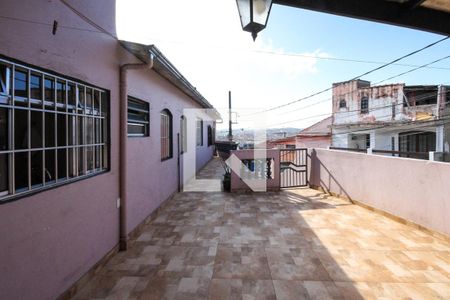 Casa para alugar com 120m², 3 quartos e 2 vagas Casa para alugar com 120m², 3 quartos e 2 vagasQuintal