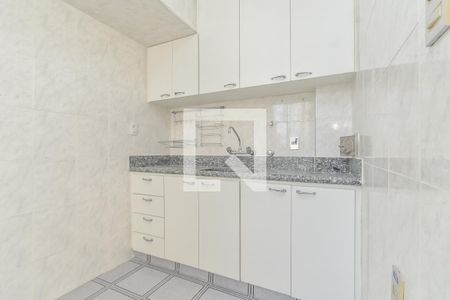 Cozinha de apartamento para alugar com 2 quartos, 60m² em Bela Vista, São Paulo
