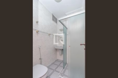 Banheiro de apartamento para alugar com 2 quartos, 60m² em Bela Vista, São Paulo