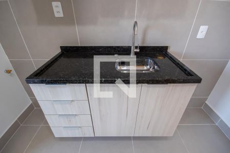 Cozinha de apartamento para alugar com 1 quarto, 39m² em Centro, Osasco