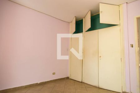 Casa à venda com 300m², 3 quartos e 4 vagasSuíte