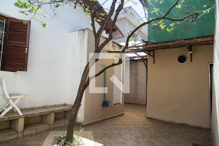 Casa à venda com 300m², 3 quartos e 4 vagasQuintal