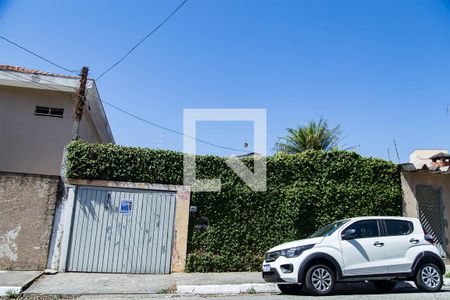 Casa à venda com 300m², 3 quartos e 4 vagasFachada