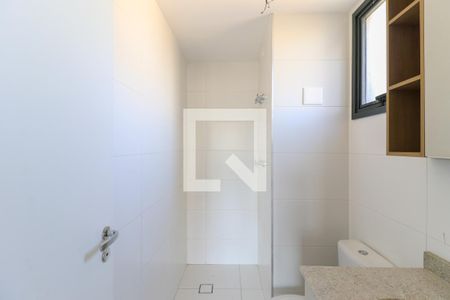 Banheiro de kitnet/studio para alugar com 1 quarto, 25m² em Brooklin Paulista, São Paulo
