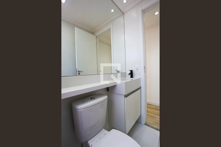 Banheiro de apartamento para alugar com 2 quartos, 41m² em Jardim Taboão, São Paulo
