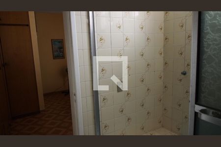 Casa à venda com 220m², 3 quartos e 2 vagasBanheiro da Suíte