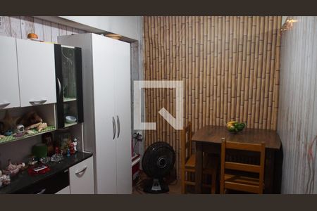 Casa à venda com 220m², 3 quartos e 2 vagasGaragem