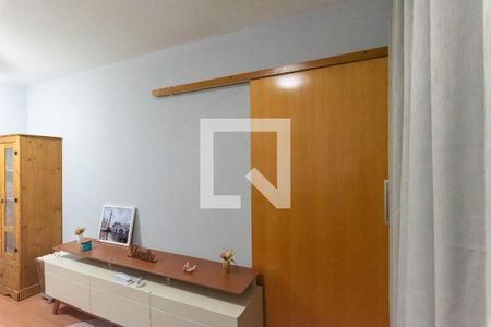 Sala de apartamento à venda com 2 quartos, 65m² em Jardim do Vovô, Campinas