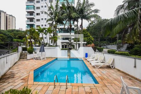 Piscina de apartamento para alugar com 3 quartos, 242m² em Vila Suzana, São Paulo