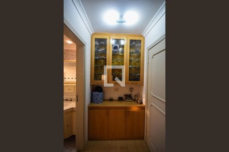 Apartamento à venda com 242m², 3 quartos e 4 vagas Apartamento à venda com 242m², 3 quartos e 4 vagasArmário da suíte 1