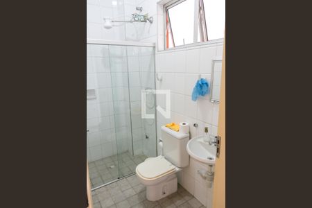 Casa à venda com 340m², 3 quartos e 8 vagasBanheiro 2