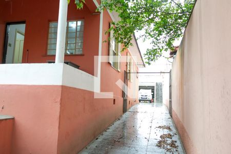 Casa à venda com 340m², 3 quartos e 8 vagasQuintal lateral