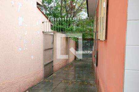 Casa à venda com 340m², 3 quartos e 8 vagasQuintal lateral