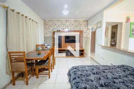 Sala de casa para alugar com 2 quartos, 180m² em Vila Santo Antônio, Duque de Caxias