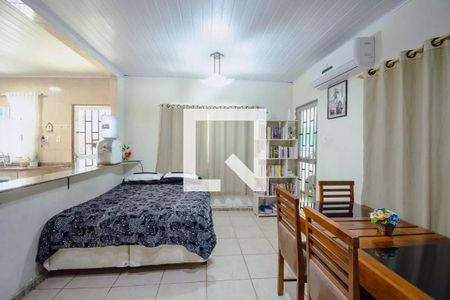 Sala de casa para alugar com 2 quartos, 180m² em Vila Santo Antônio, Duque de Caxias
