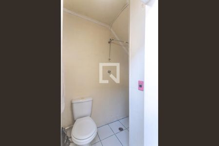 Casa à venda com 210m², 4 quartos e 2 vagas Casa à venda com 210m², 4 quartos e 2 vagasBanheiro suíte