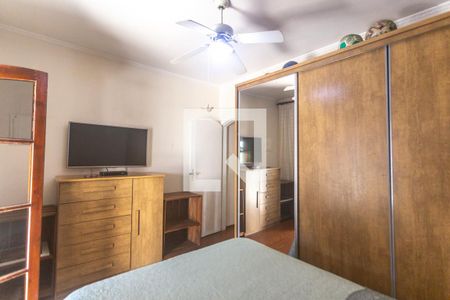 Casa à venda com 210m², 4 quartos e 2 vagas Casa à venda com 210m², 4 quartos e 2 vagasQuarto 2