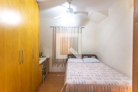 Casa à venda com 210m², 4 quartos e 2 vagas Casa à venda com 210m², 4 quartos e 2 vagasQuarto 3