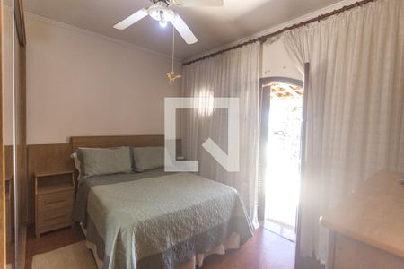 Casa à venda com 210m², 4 quartos e 2 vagas Casa à venda com 210m², 4 quartos e 2 vagasQuarto 2