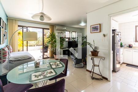 Sala de apartamento à venda com 2 quartos, 110m² em Bela Vista, São Paulo