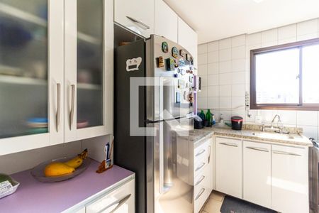 Apartamento à venda com 110m², 2 quartos e 2 vagasCozinha