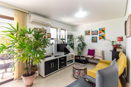 Sala de apartamento à venda com 2 quartos, 110m² em Bela Vista, São Paulo