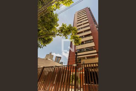 Apartamento à venda com 110m², 2 quartos e 2 vagasFachada