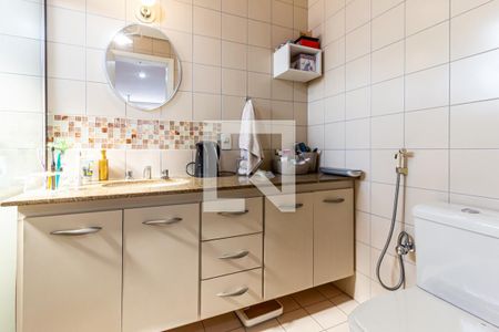 Apartamento à venda com 110m², 2 quartos e 2 vagasSuíte - Banheiro