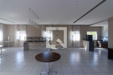 Apartamento à venda com 42m², 2 quartos e sem vagaÁrea comum - Salão de festas