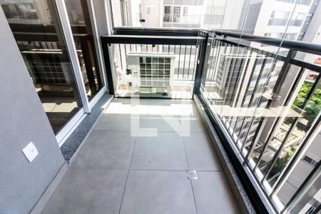 Apartamento para alugar com 61m², 2 quartos e 1 vaga Apartamento para alugar com 61m², 2 quartos e 1 vagaVaranda