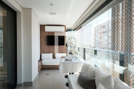 Varanda de apartamento à venda com 2 quartos, 127m² em Sumaré, São Paulo