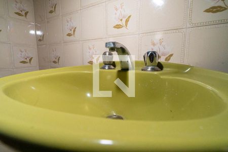 Casa à venda com 150m², 3 quartos e 2 vagasBanheiro da Suíte