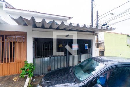 Casa à venda com 150m², 3 quartos e 2 vagasFachada