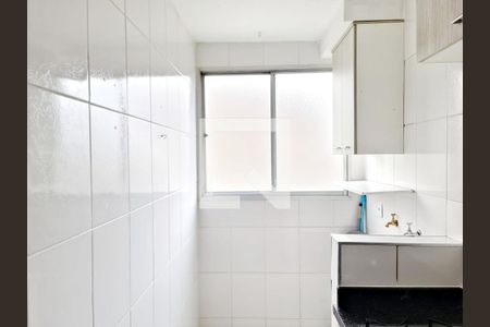 Apartamento para alugar com 65m², 2 quartos e 1 vaga Apartamento para alugar com 65m², 2 quartos e 1 vagaCozinha e Área de Serviço
