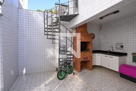 Casa à venda com 120m², 3 quartos e 2 vagasQuintal