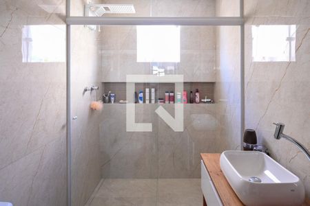 Casa à venda com 120m², 3 quartos e 2 vagasBanheiro do Quarto 3