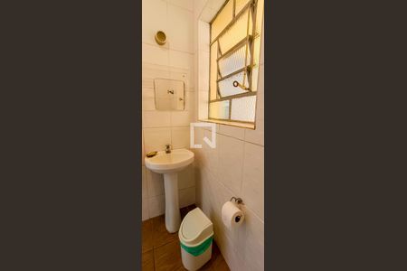 Casa para alugar com 200m², 2 quartos e sem vaga Casa para alugar com 200m², 2 quartos e sem vagaBanheiro