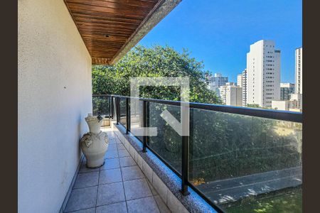 Sacada de apartamento para alugar com 3 quartos, 140m² em Jardim Guaiuba, Guarujá